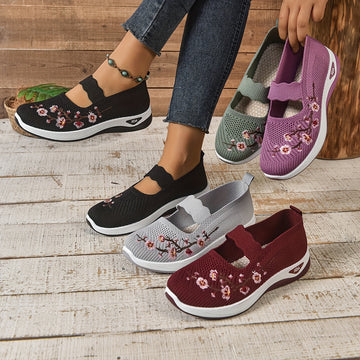 CloudPlus™ – Breathable and Ultimate Comfortable Orthopaedic Sneakers for Women