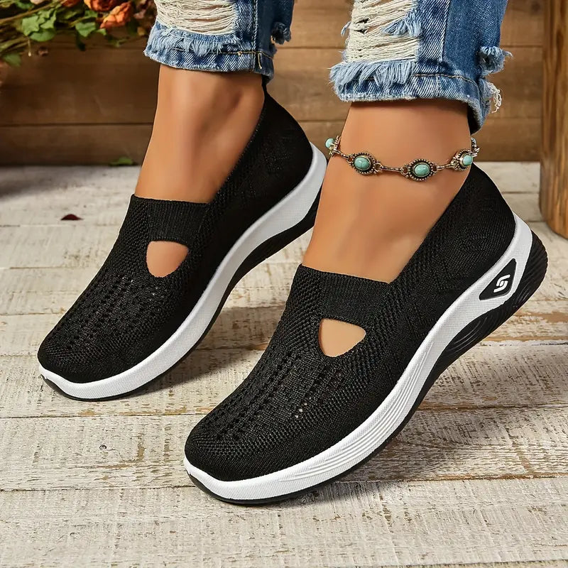 CloudWear™ – Breathable and Ultimate Comfortable Orthopaedic Sneakers for Women